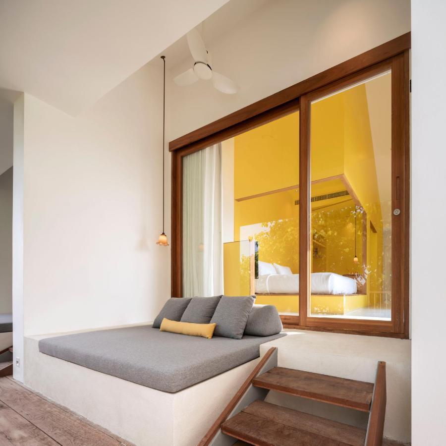 Baan Pomphet Hotel Ayutthaya Bagian luar foto